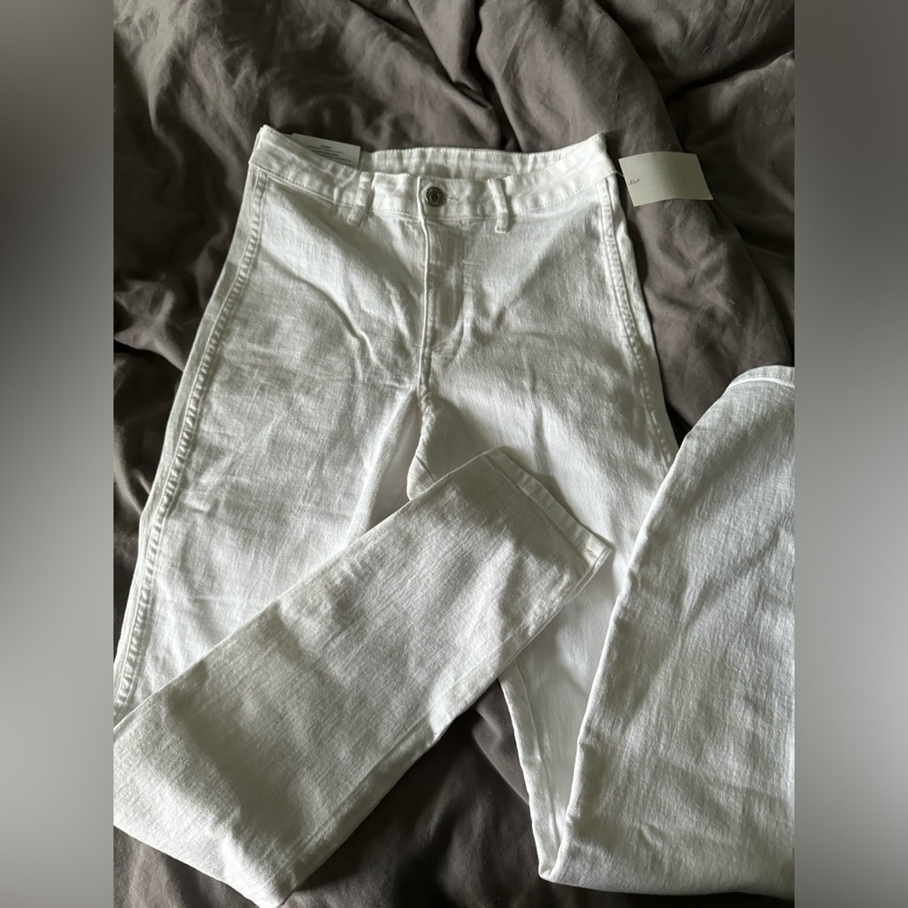 new with tags white jeans
